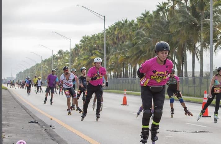 Hollywood Beach Skaters